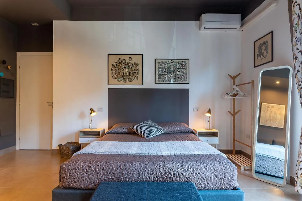 Liberta #102 - Guest House Palermo Italien